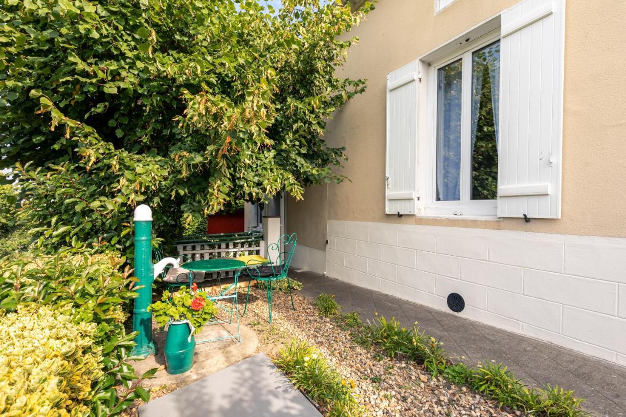 Ombrelle Villa Le Pian-sur-Garonne Kültér fotó